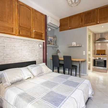 Studio Ideal Pour Deux Voyageurs Sur Marsella Exterior foto
